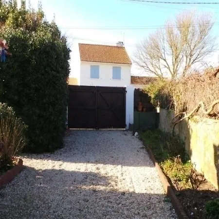 Maison Noirmoutier-en-l'ile, 4 Pieces, 6 Personnes - Fr-1-224b-249